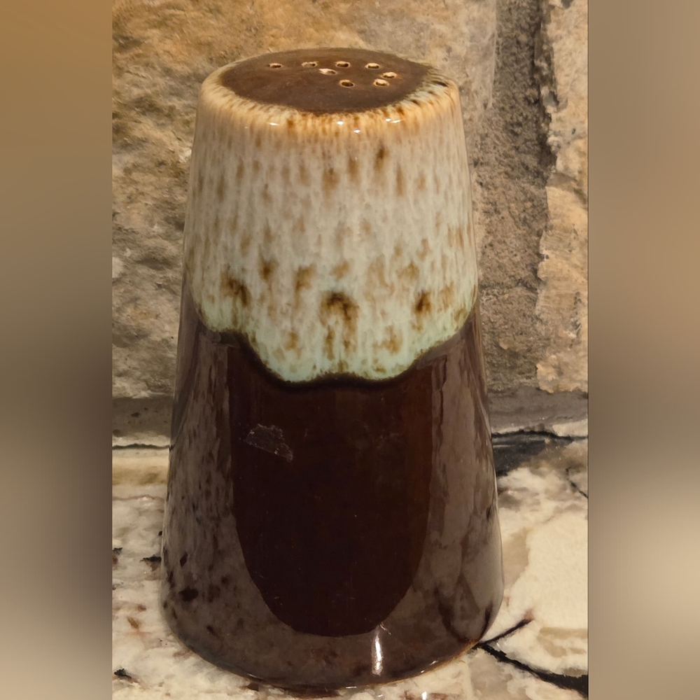 Vintage Canonsburg Brown Drip Glaze Pottery Pepper Shaker ONLY w/cork.